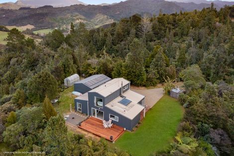 Photo of property in 58 Takingawairua Road, Kaimarama, Whitianga, 3591