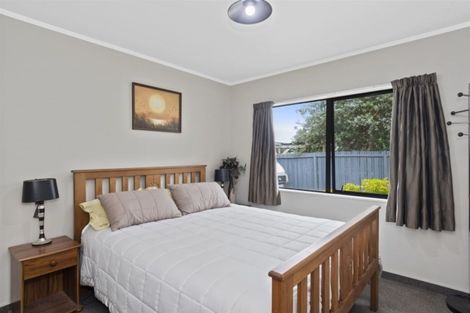 Photo of property in 21 Percy Road, Papamoa Beach, Papamoa, 3118