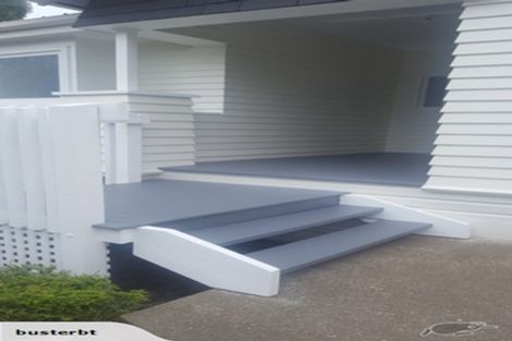 Photo of property in 21 Enfield Road, Hospital Hill, Napier, 4110