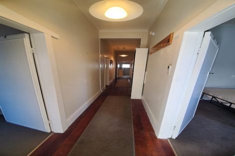 Photo of property in 18 Somerset Avenue, Newtown, Wellington, 6021