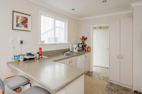 Photo of property in 1 Bartholomew Road, Levin, 5510