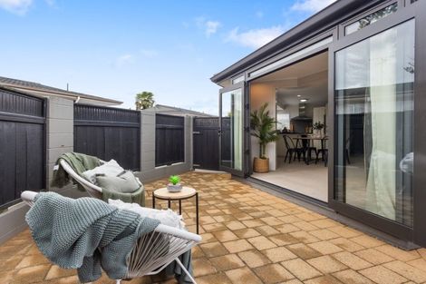 Photo of property in 405b Devonport Road, Tauranga South, Tauranga, 3112