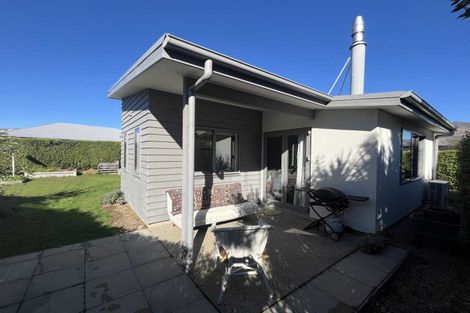 Photo of property in 1 Kakapo Court, Wanaka, 9305