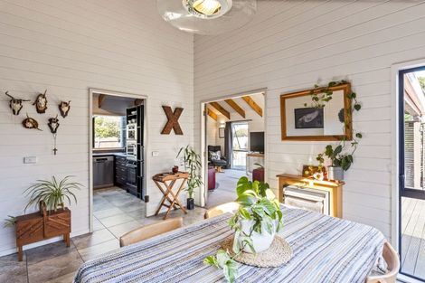 Photo of property in 18 Wood Leigh, Paraparaumu Beach, Paraparaumu, 5032