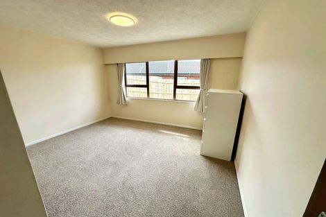 Photo of property in 28 Andes Avenue, Mangere Bridge, Auckland, 2022