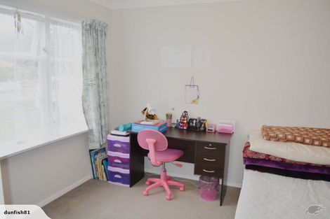 Photo of property in 3 Rowe Parade, Wainuiomata, Lower Hutt, 5014