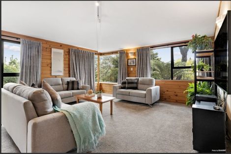 Photo of property in 5 Takapu Street, Henderson, Auckland, 0612