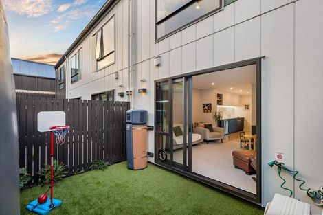 Photo of property in 21 Hema Road, Hobsonville, Auckland, 0616