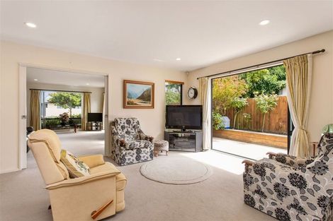 Photo of property in 16 Mary Street, Papanui, Christchurch, 8053