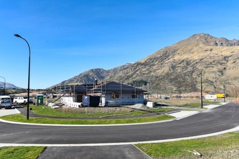 Photo of property in 8 Walton Way, Flaxmere, Hastings, 4120