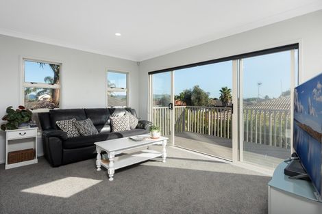 Photo of property in 7 Madeleine Terrace, Papamoa Beach, Papamoa, 3118