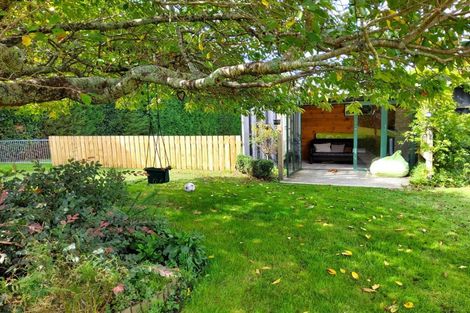 Photo of property in 165 No 2 Road, Te Puke, 3182