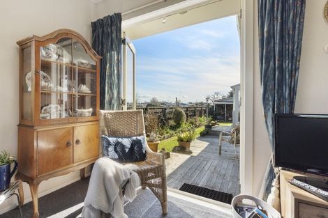 Photo of property in 16 Kingsley Street, St Andrews, Hamilton, 3200