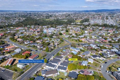 Photo of property in 150b Moire Road, West Harbour, Auckland, 0618