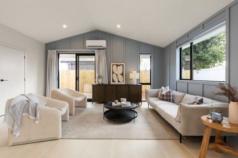 Photo of property in 247 Shakespeare Street, Leamington, Cambridge, 3432