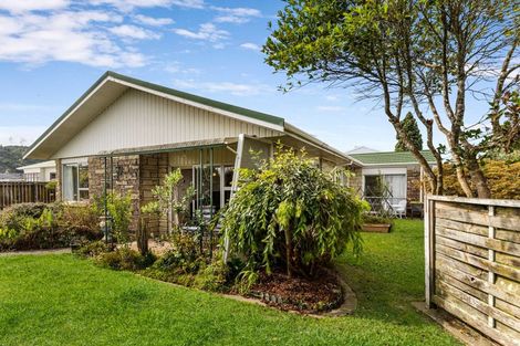 Photo of property in 7a Bridge Street, Edgecumbe, 3120