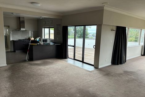 Photo of property in 16 Alison Street, Hamilton Lake, Hamilton, 3204