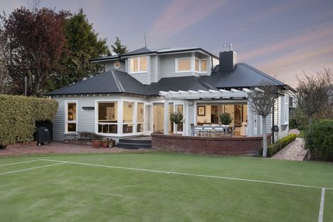 Photo of property in 12 Watford Street, Strowan, Christchurch, 8052