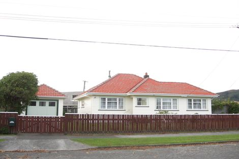 Photo of property in 11 Burnton Street, Epuni, Lower Hutt, 5011