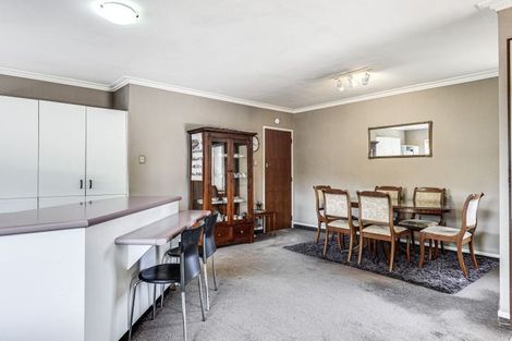 Photo of property in 38 Braid Road, St Andrews, Hamilton, 3200