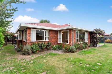 Photo of property in 15a Windsor Court, Rangiora, 7400