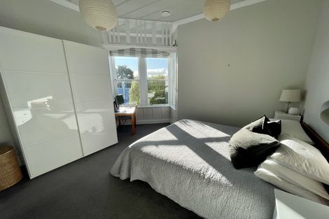 Photo of property in 45 Fairview Crescent, Kelburn, Wellington, 6012