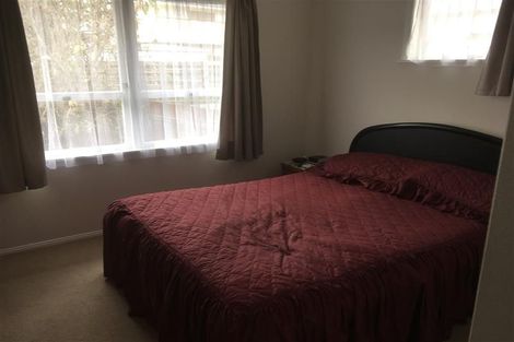 Photo of property in 16a Taonui Street, Rosehill, Papakura, 2113