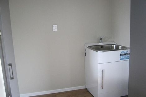 Photo of property in 35 Earlsworth Road, Mangere East, Auckland, 2024