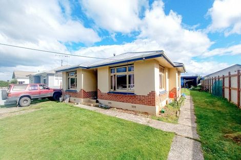 Photo of property in 21 Main Road, Tuatapere, 9620
