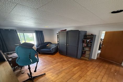 Photo of property in 5 Shearwater Street, One Tree Point, 0118