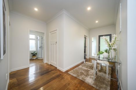 Photo of property in 9 Milverton Avenue, Hokowhitu, Palmerston North, 4410