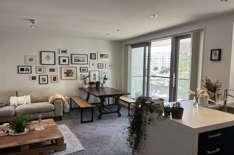 Photo of property in Monument Apartments, 2j/245 Wakefield Street, Te Aro, Wellington, 6011
