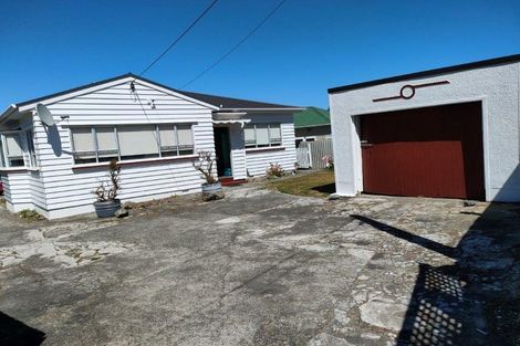 Photo of property in 94 Tiber Street, Island Bay, Wellington, 6023