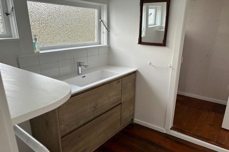 Photo of property in 1/30 Princes Street, Northcote Point, Auckland, 0627
