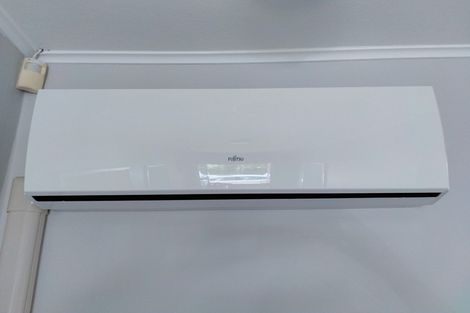 Photo of property in 72 Hewer Crescent, Naenae, Lower Hutt, 5011