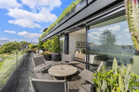 Photo of property in 302/15b Augustus Terrace, Parnell, Auckland, 1052