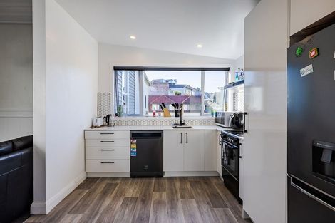 Photo of property in 52 Maitland Street, Dunedin Central, Dunedin, 9016