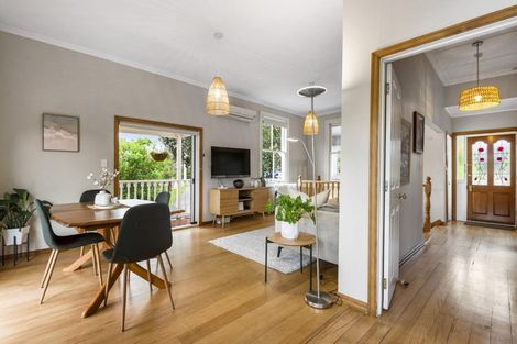 Photo of property in 30 Park Avenue, Birkenhead, Auckland, 0626