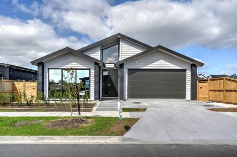 Photo of property in 26 Babina Avenue, Kumeu, 0810