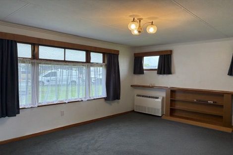 Photo of property in 43 Hammond Street, Bulls, 4818