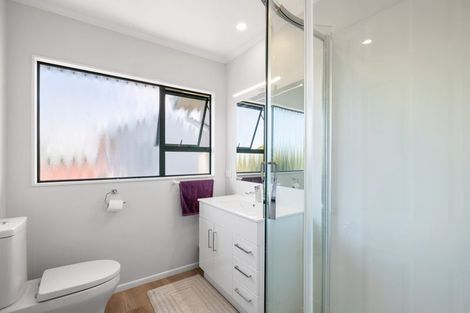 Photo of property in 9 Sandel Rise, Merrilands, New Plymouth, 4312