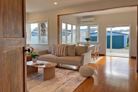 Photo of property in 16 Churchill Street, Kensington, Whangarei, 0112