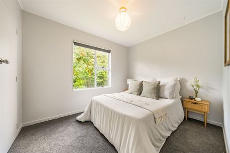 Photo of property in 34 Whirinaki Crescent, Heretaunga, Upper Hutt, 5018