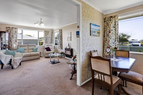 Photo of property in 132 Fairfield Road, Hawera, 4610