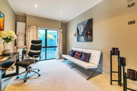 Photo of property in 9 Elias Court, The Gardens, Auckland, 2105