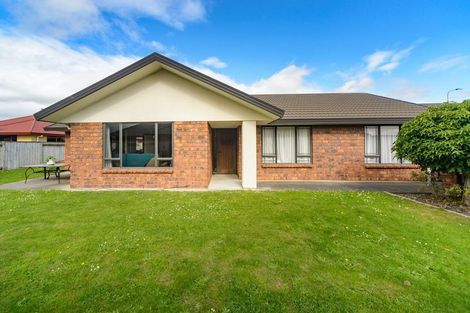 Photo of property in 37 Branigan Parade, Kelvin Grove, Palmerston North, 4414