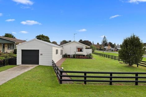 Photo of property in 28 Mahi Road, Te Kauwhata, 3710