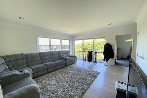 Photo of property in 3a Tudor Place, Mairangi Bay, Auckland, 0630