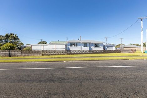 Photo of property in 14 Mcnaughton Street, Waitara, 4320
