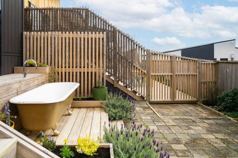 Photo of property in 19 Tunarau Street, Raglan, 3225